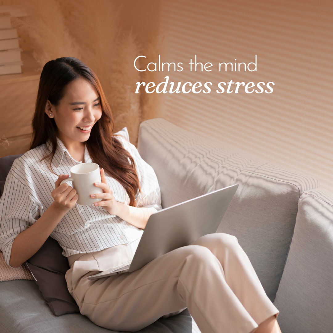 Sandalwood & Osmanthus Serenity Essential Oil Candle